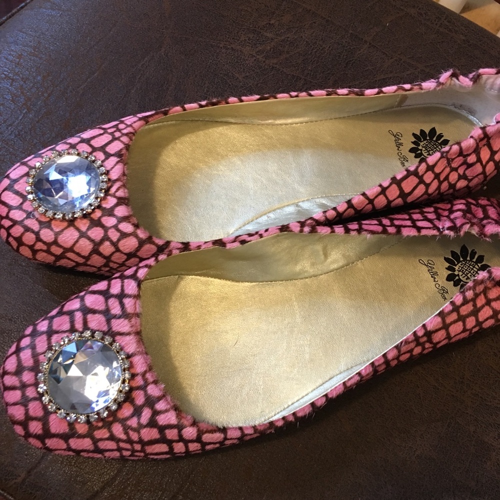 Yellow box flats